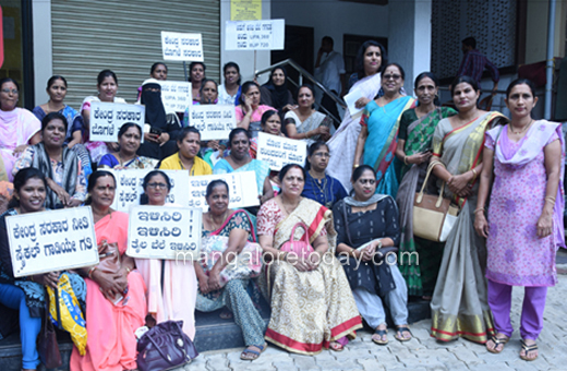 Cong protest 2..